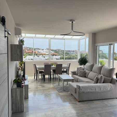 On The Beach - Penthouse On The Mediterranean Estepona Luaran gambar