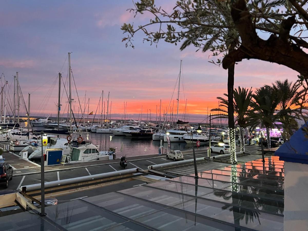 On The Beach - Penthouse On The Mediterranean Estepona Luaran gambar
