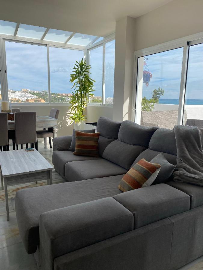 On The Beach - Penthouse On The Mediterranean Estepona Luaran gambar
