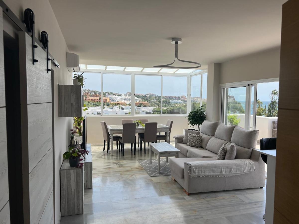 On The Beach - Penthouse On The Mediterranean Estepona Luaran gambar